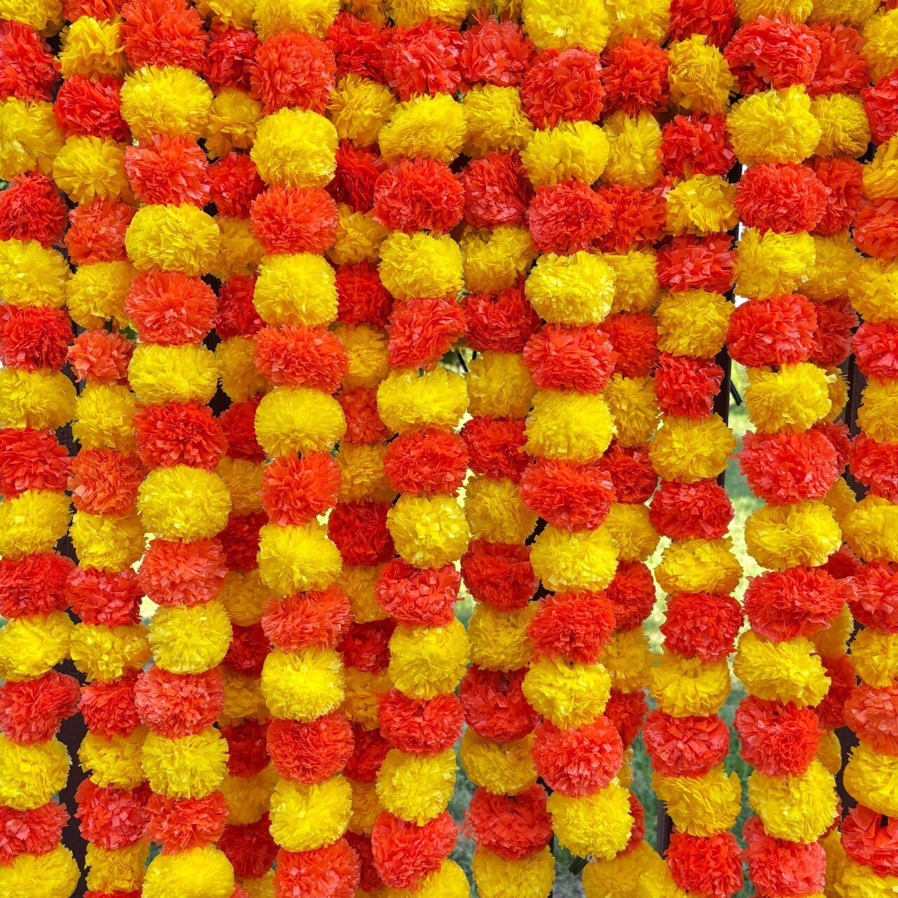 Artificial Yellow Orange Marigold Strings, Diwali Decoration, Day of the Dead Decor Garland, Pooja Backdrop, Mexican Flowers, Indian Wedding